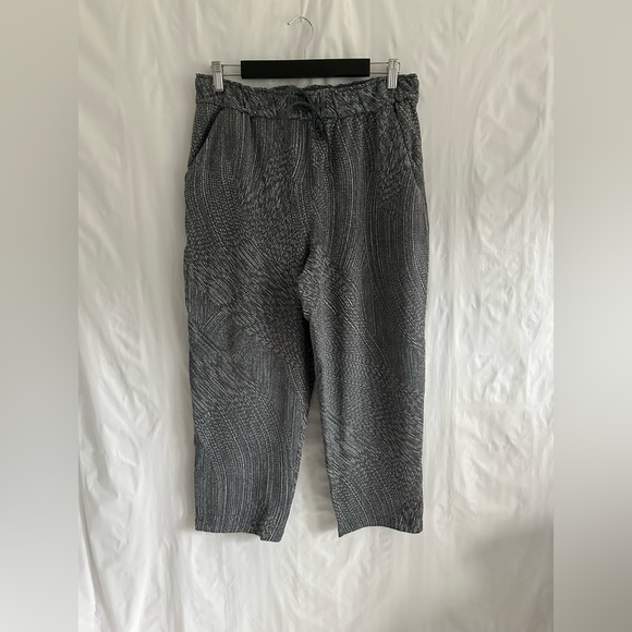 Lululemon High Rise Crop 23" Simultaneous Anchor Alpine White Gray Pants Size 10 - Picture 4 of 13